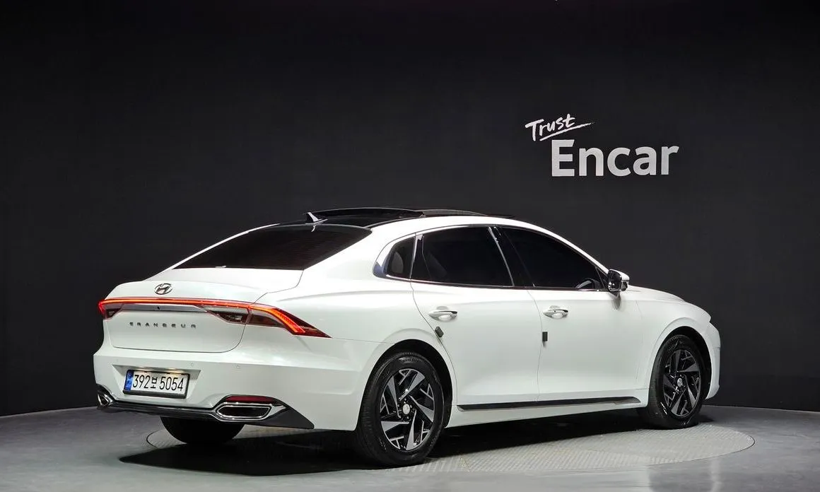 Hyundai Grandeur 2022 из KR, фото 3