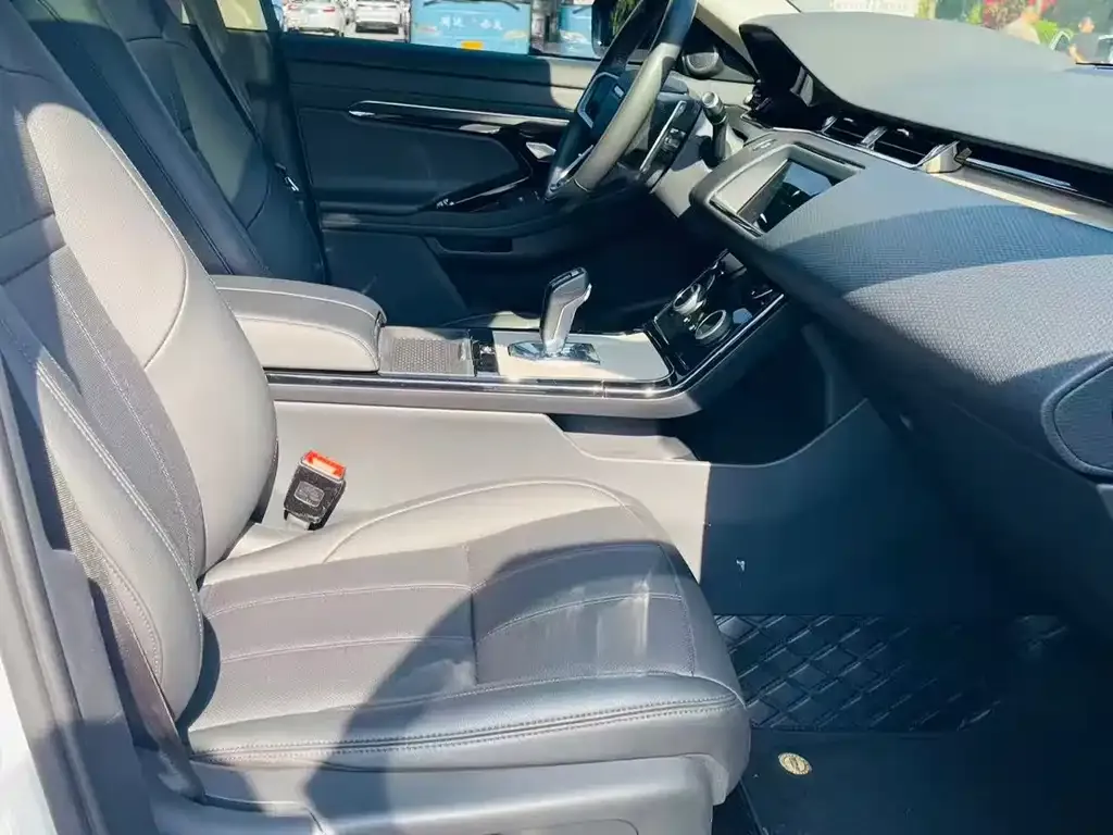 Land Rover Evoque — фото 8