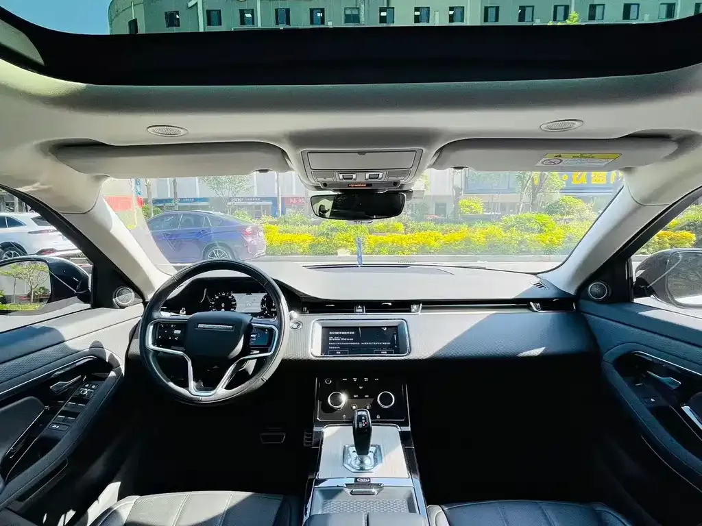 Land Rover Evoque — фото 3