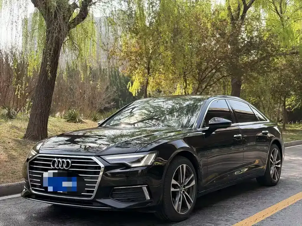 Audi A6L — фото 6