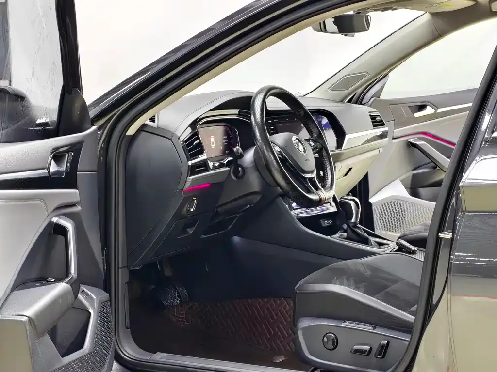 Volkswagen Sagitar 2021 из CN, фото 4