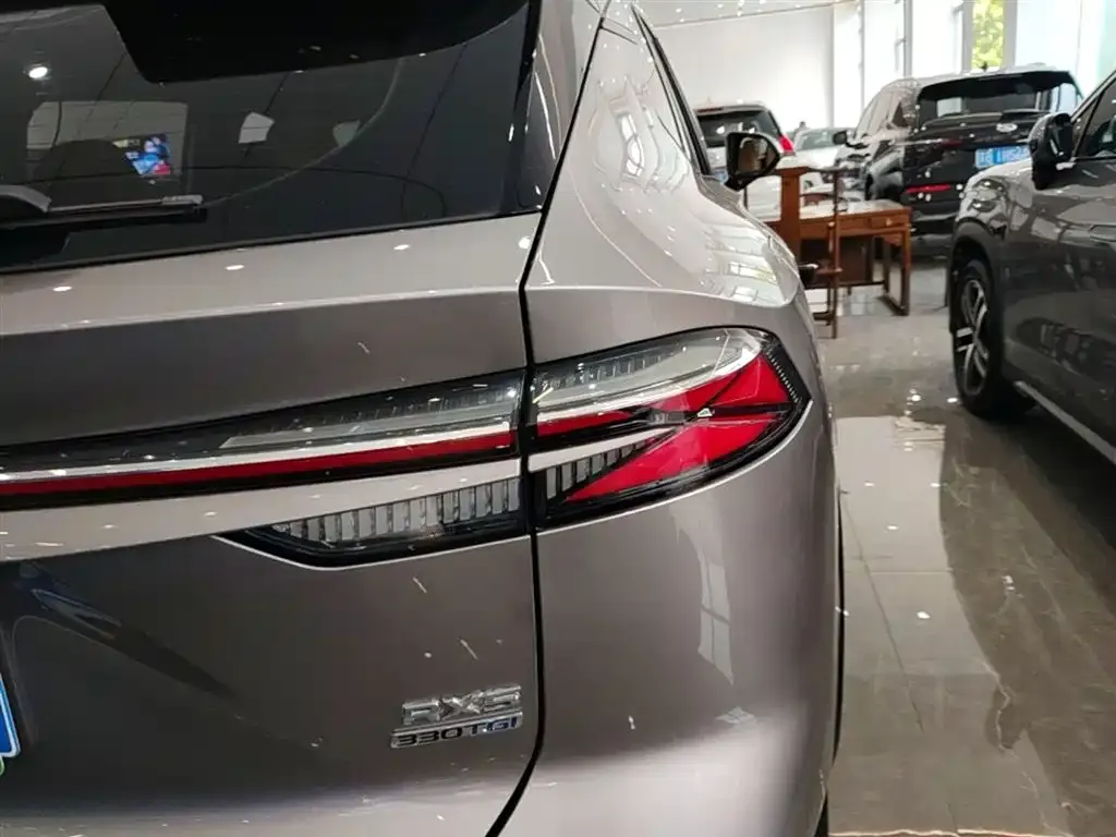 Roewe RX5 2025 из CN, фото 3