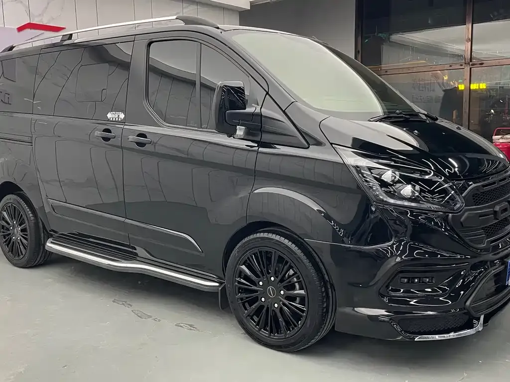 Ford Tourneo 2023 из CN, фото 5