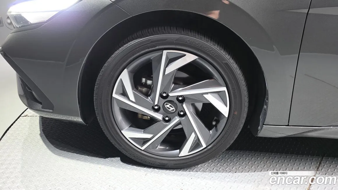 Hyundai AVANTE — фото 7