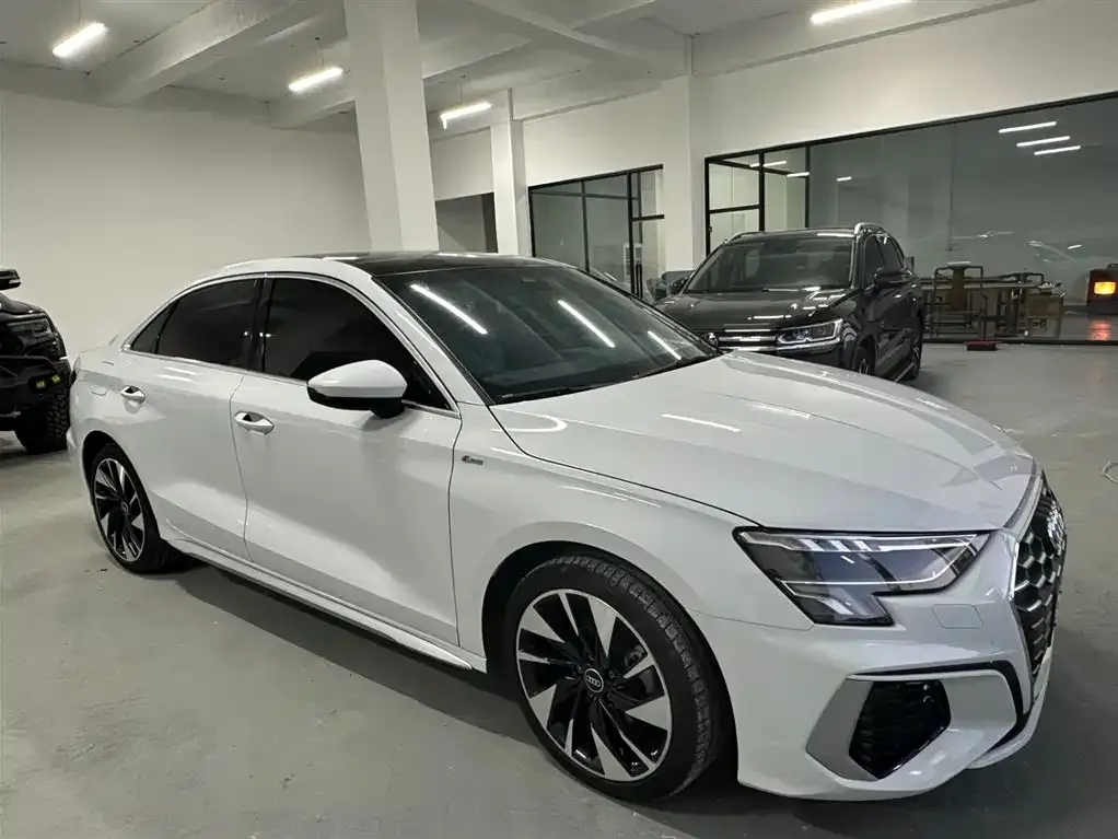 Audi A3 — фото 2