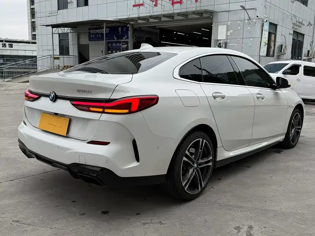 BMW 2 Series 2025 из CN, фото 9