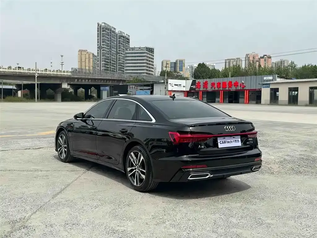 Audi A6L 2021 из CN, фото 9