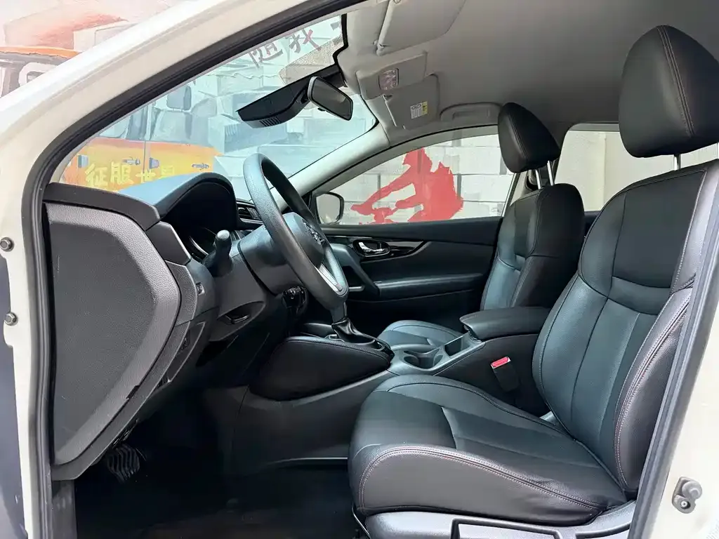 Nissan Qashqai — фото 5