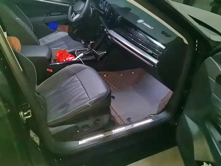 Volkswagen Passat — фото 9
