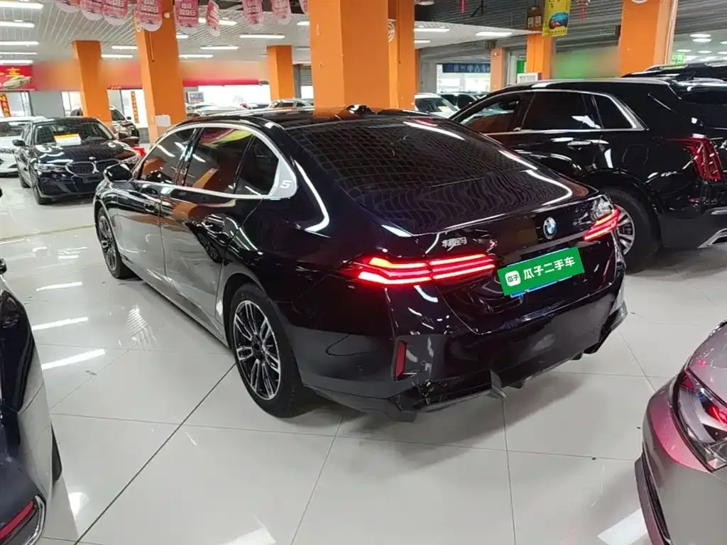 BMW 5 Series 2025 из CN, фото 4