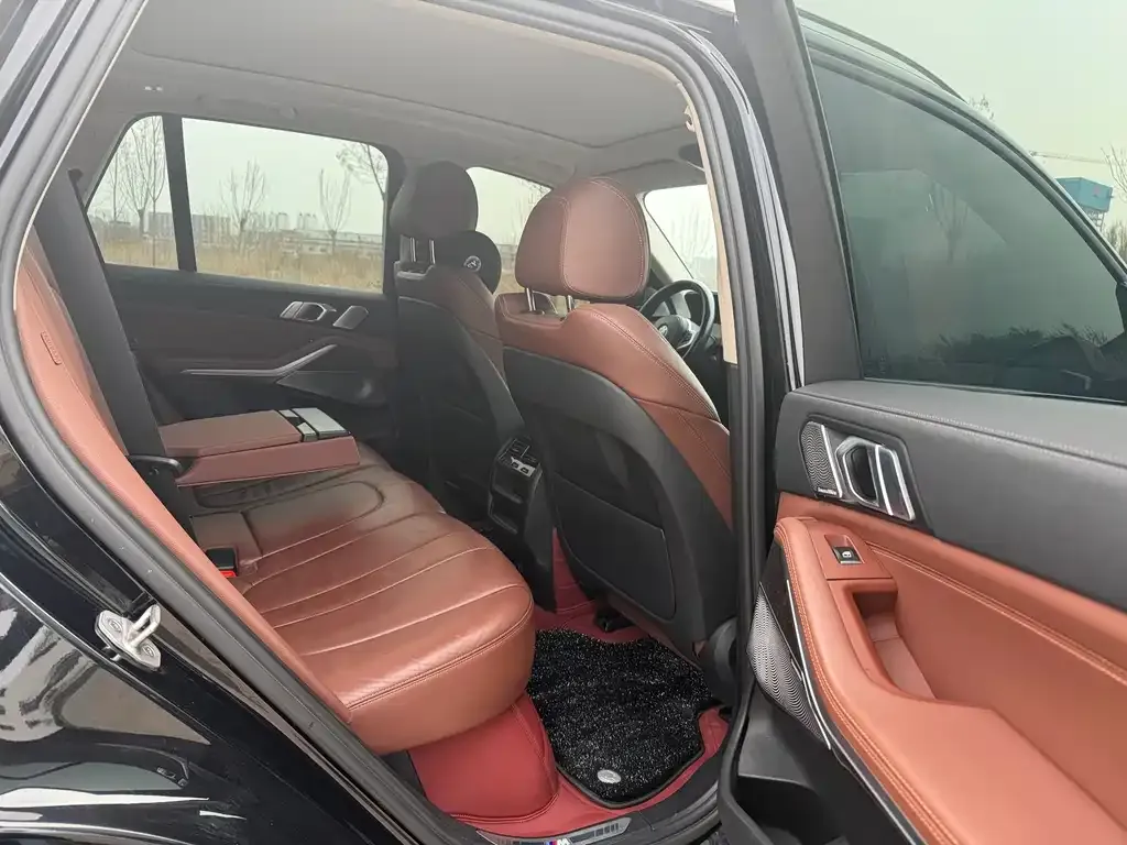 BMW X5 (Import) 2021 из CN, фото 2