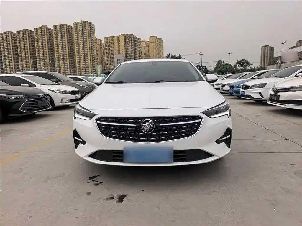 Buick Regal — фото 10