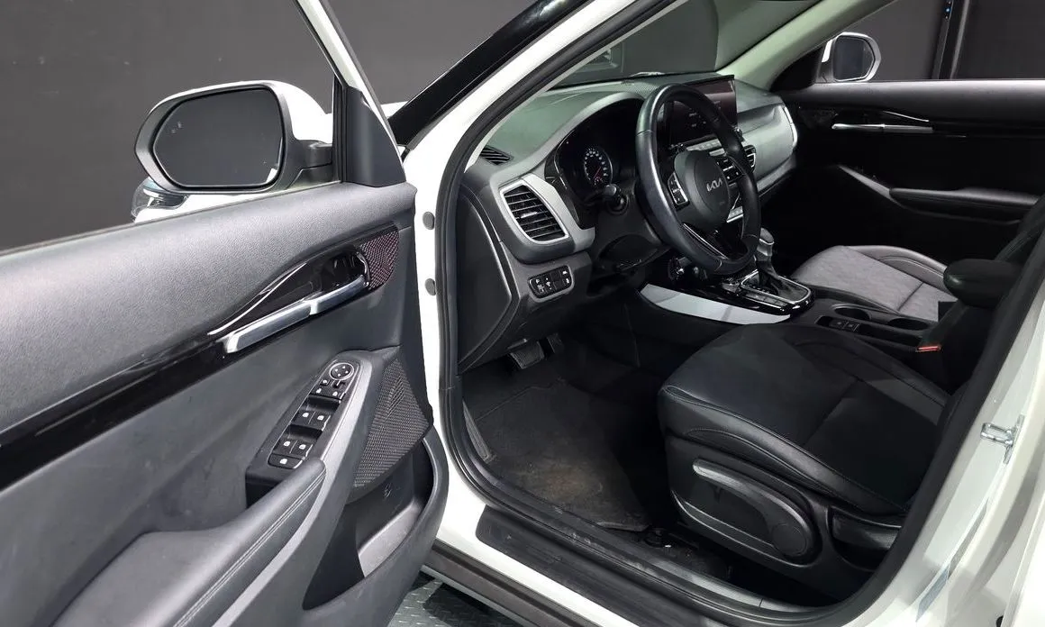 Kia Seltos 2023 из KR, фото 8