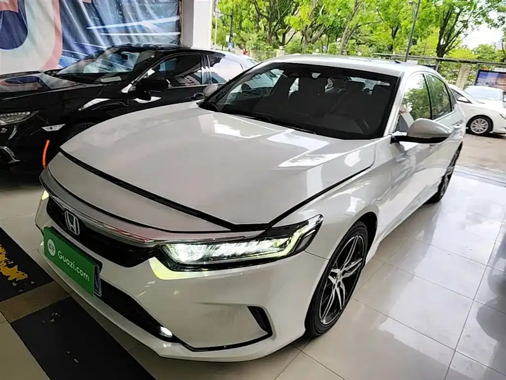 Honda Inspire — фото 1
