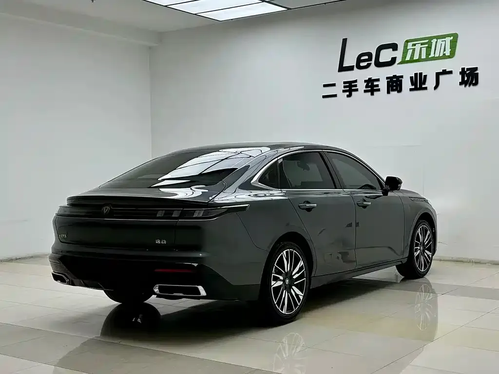 Changan Eado — фото 7