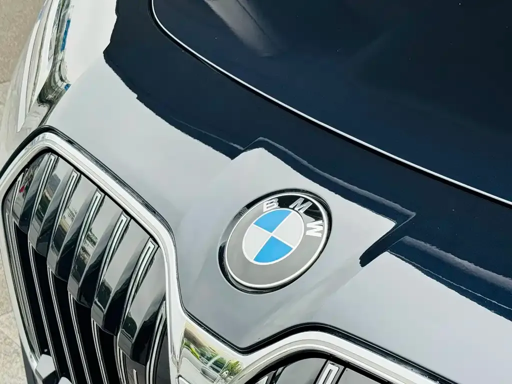 BMW 7 Series — фото 2