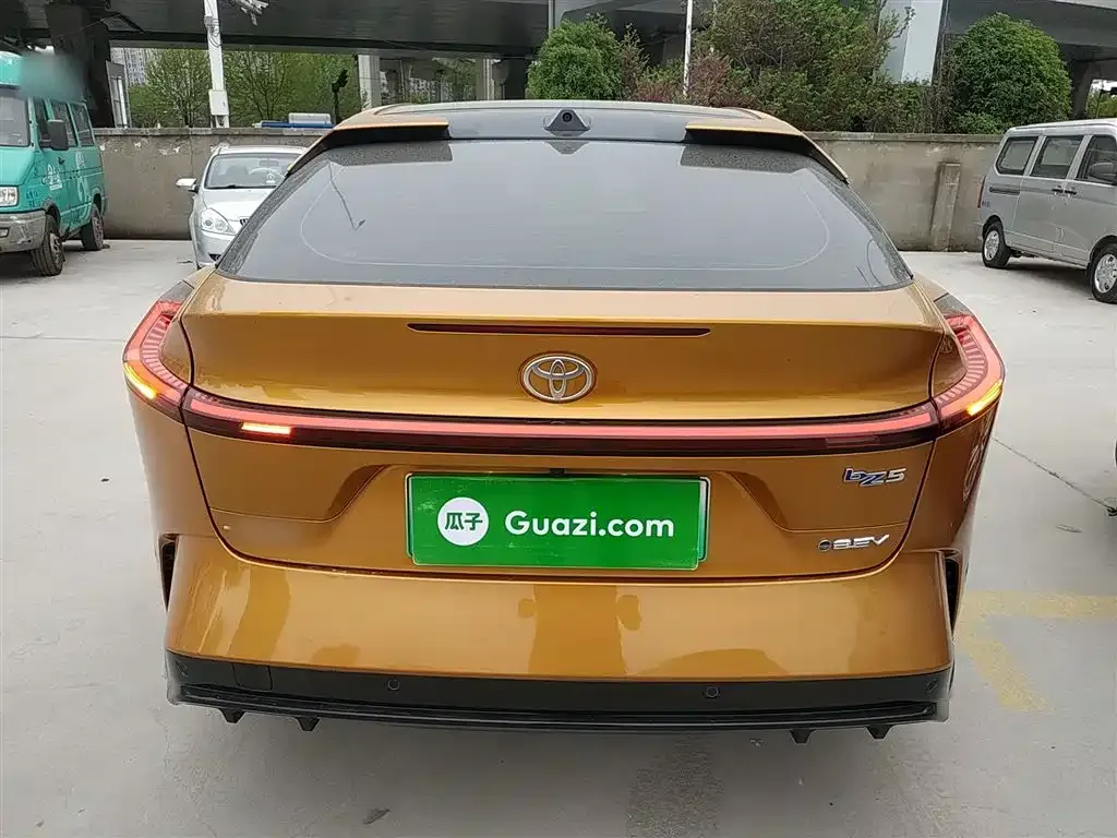 Toyota bZ5 2025 из CN, фото 3