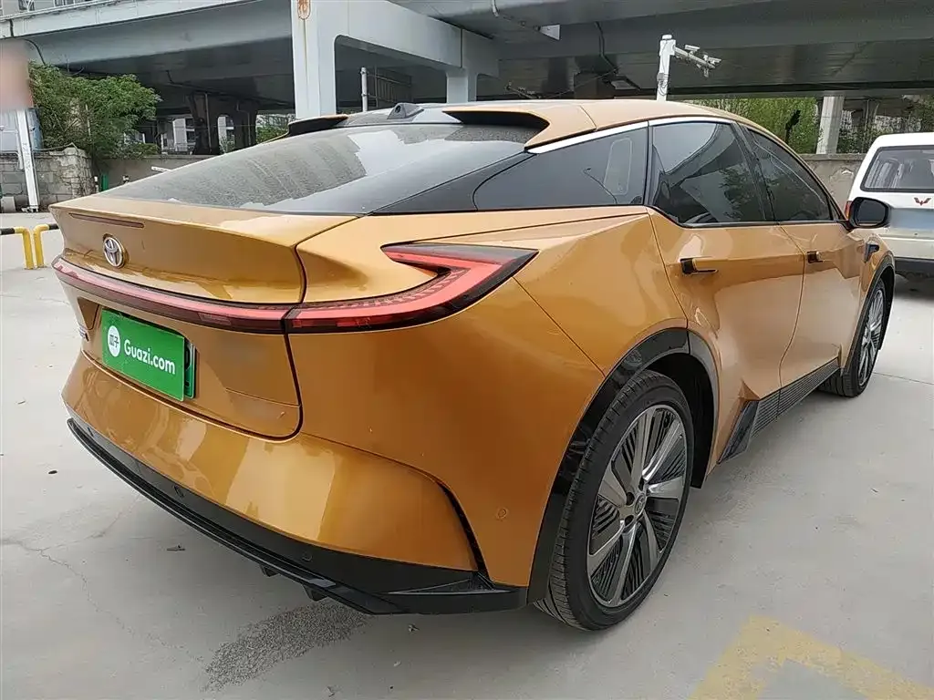 Toyota bZ5 2025 из CN, фото 6