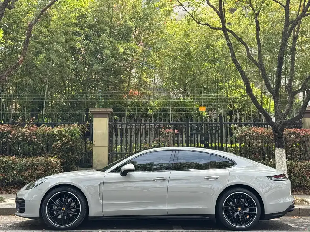 Porsche Panamera — фото 8