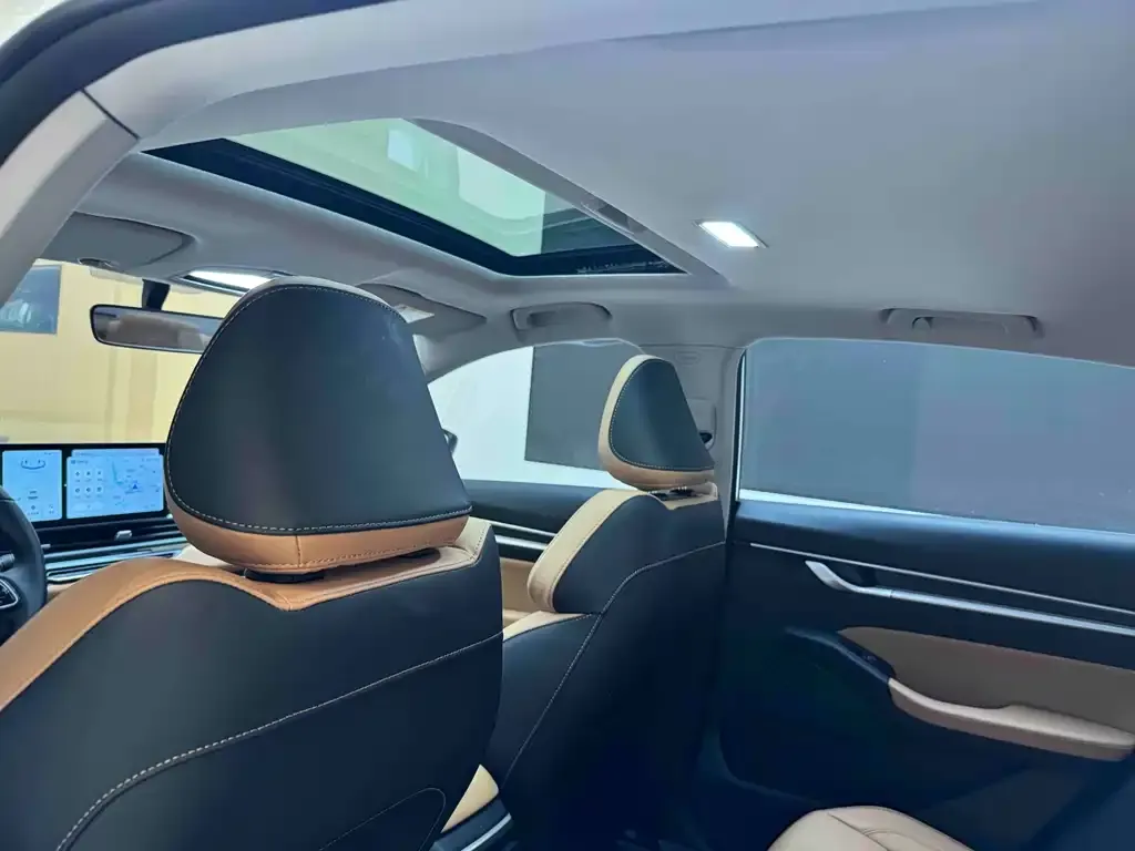 Geely Emgrand 2024 из CN, фото 3