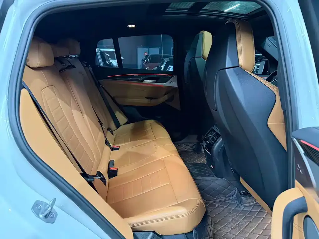 BMW X4 M40i 2023 из CN, фото 7