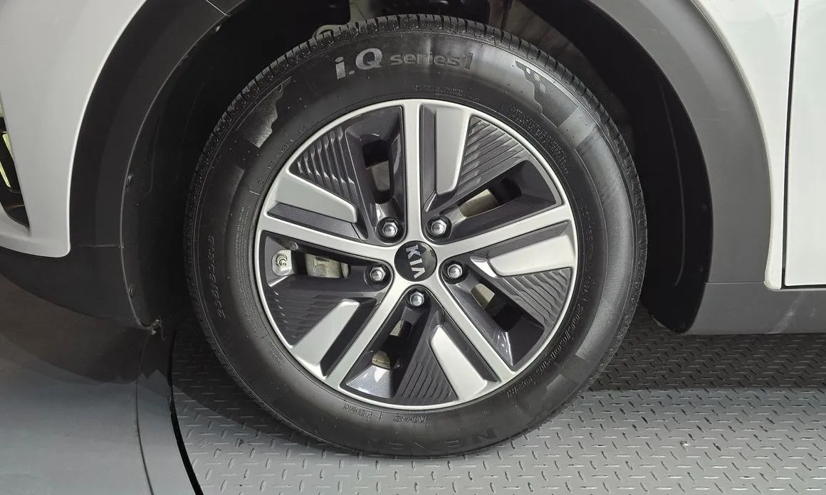 Kia Niro 2021 из KR, фото 9