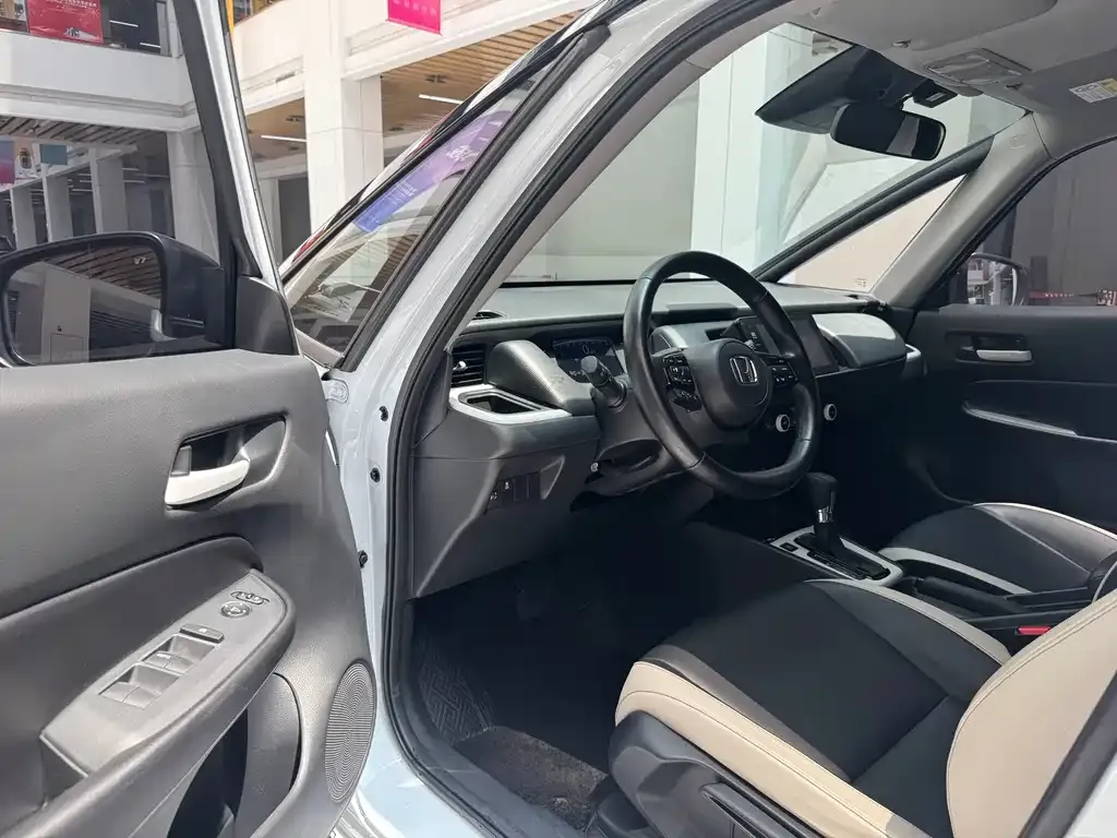 Honda Fit — фото 9