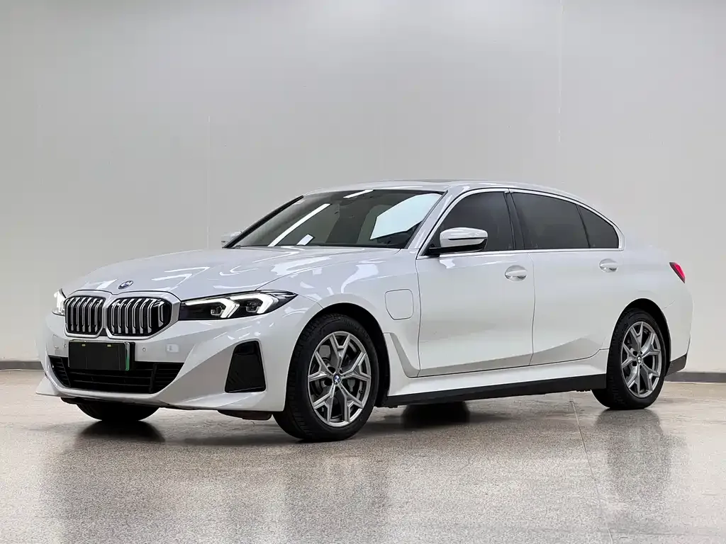 BMW i3 — фото 1