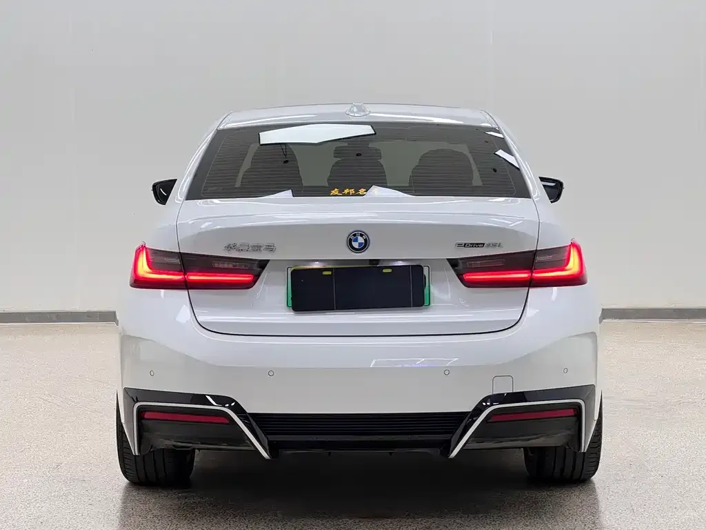 BMW i3 — фото 10