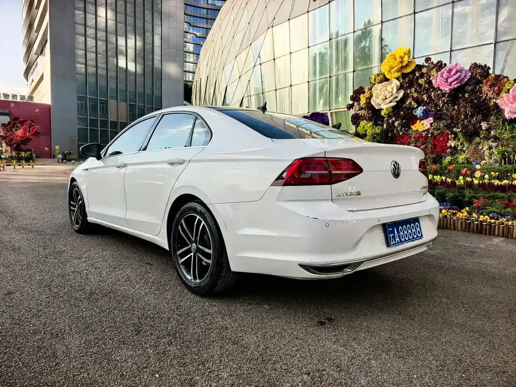 Volkswagen Lamando 2021 из CN, фото 9