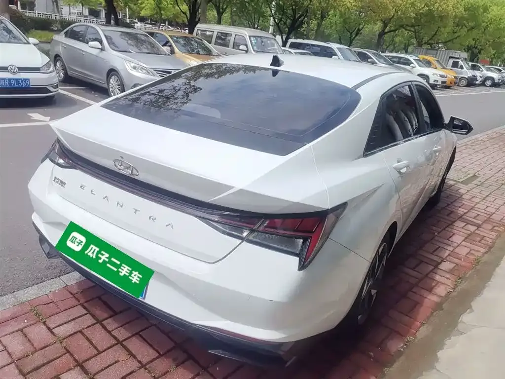 Hyundai Elantra 2022 из CN, фото 7