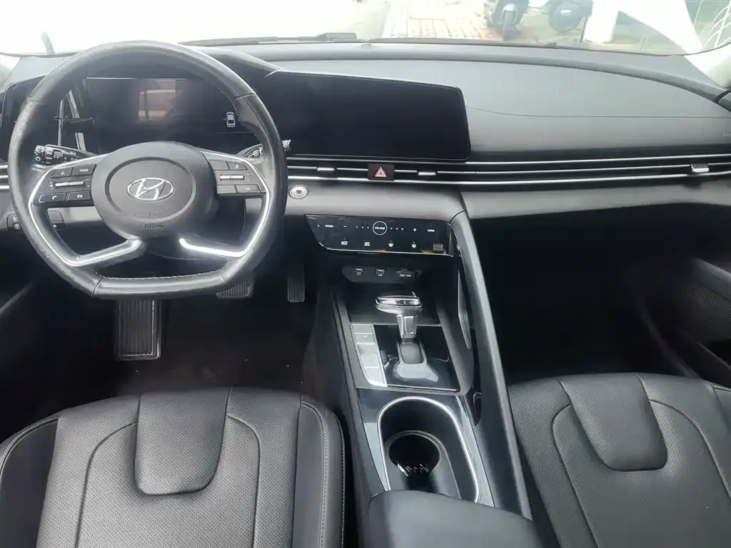 Hyundai Elantra 2022 из CN, фото 6
