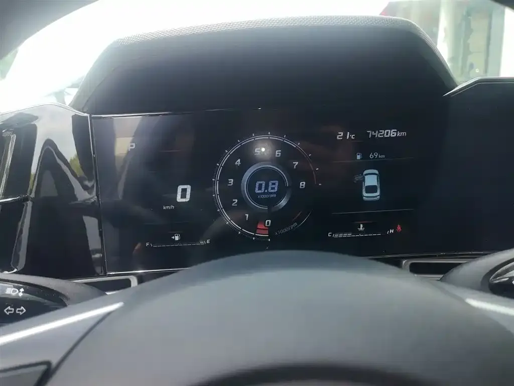Hyundai Elantra 2022 из CN, фото 2