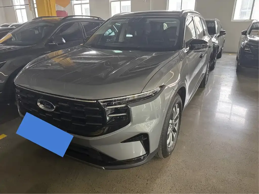 Ford Edge — фото 1