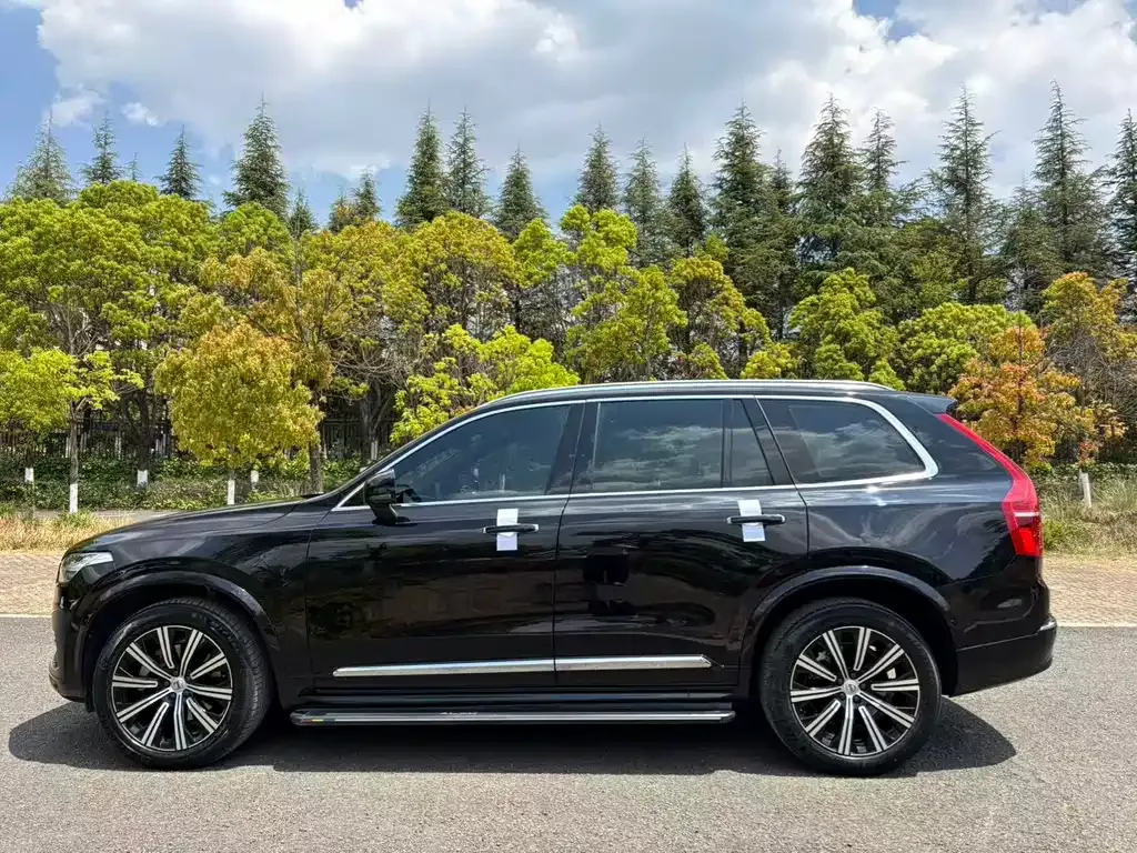 Volvo XC90 — фото 10