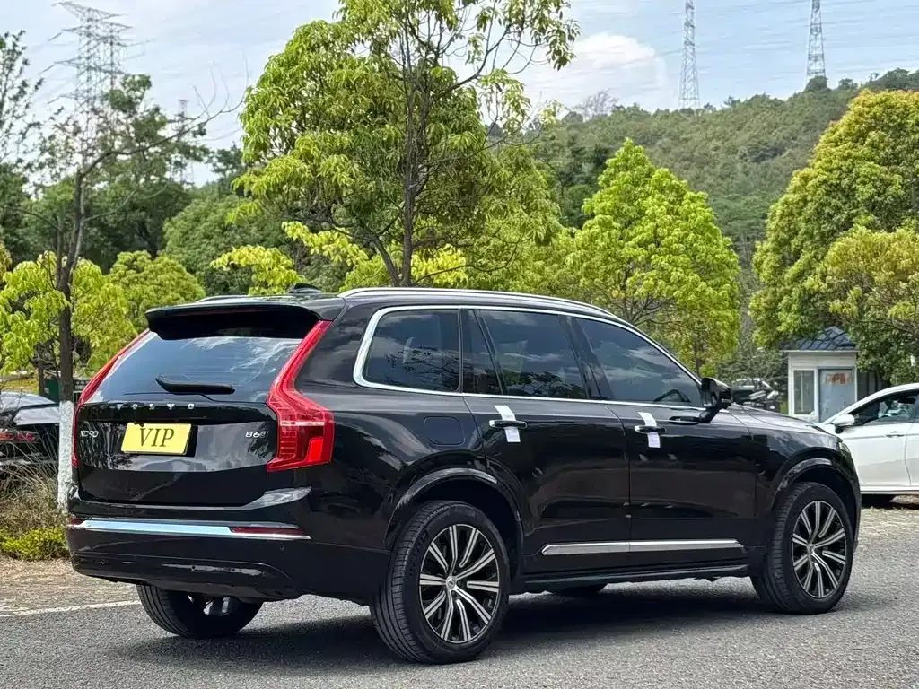 Volvo XC90 — фото 7