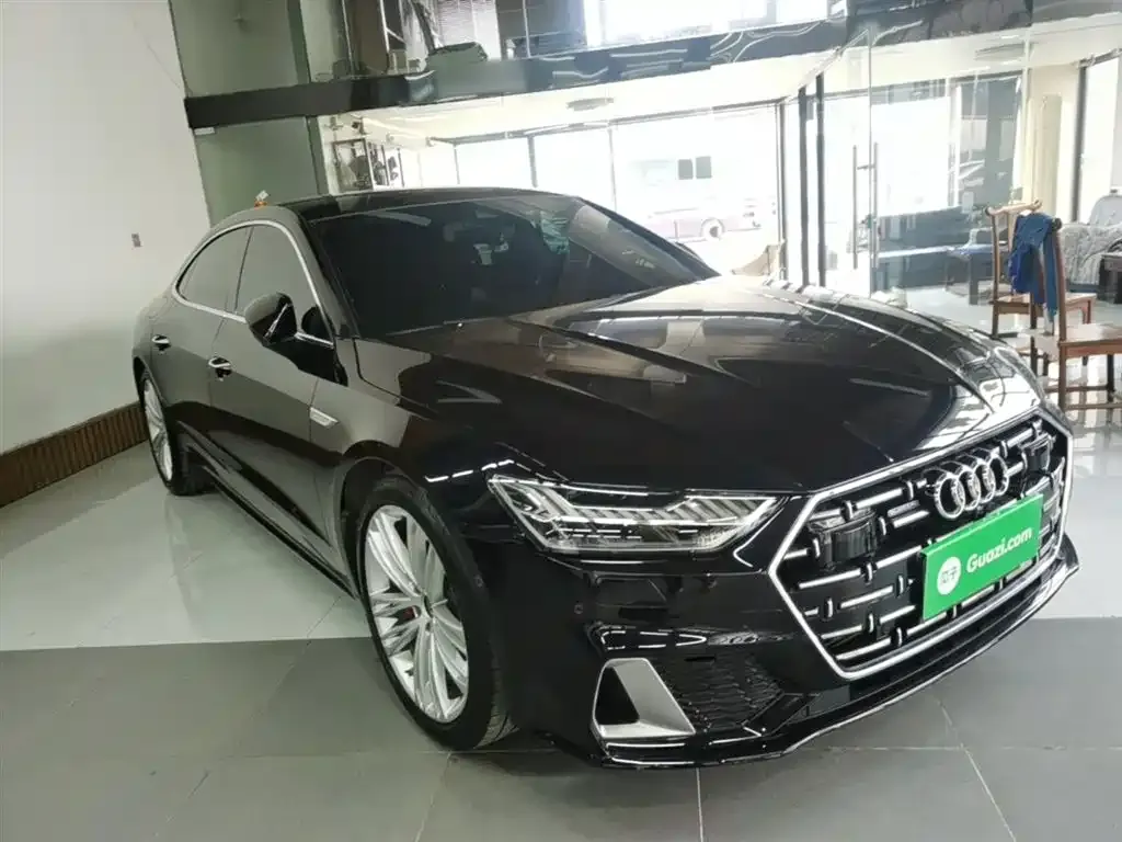 Audi A7L — фото 5