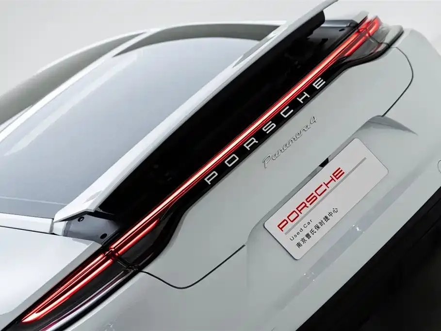 Porsche Panamera — фото 9