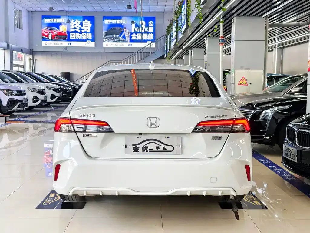 Honda Inspire — фото 10