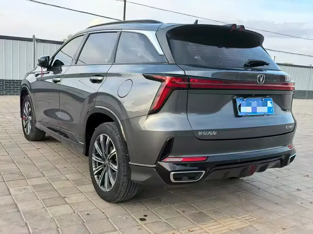 Changan CS75PLUS — фото 3