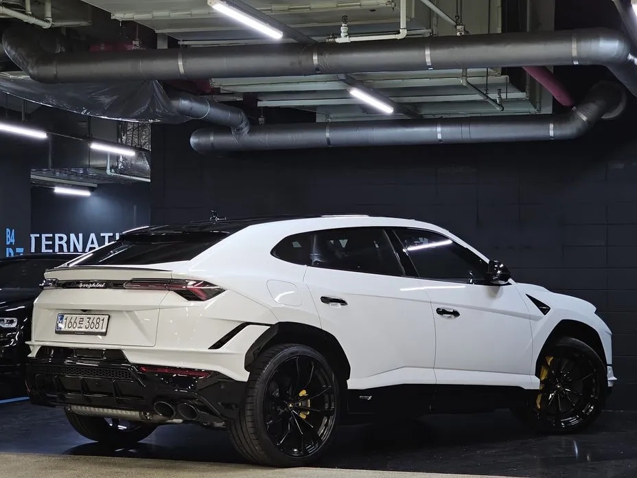 Lamborghini Urus 2023 из KR, фото 4