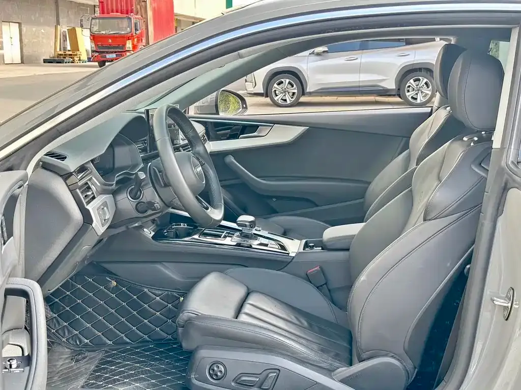 Audi A5 (Import) — фото 6