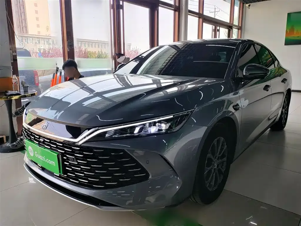 BYD Qin L — фото 1