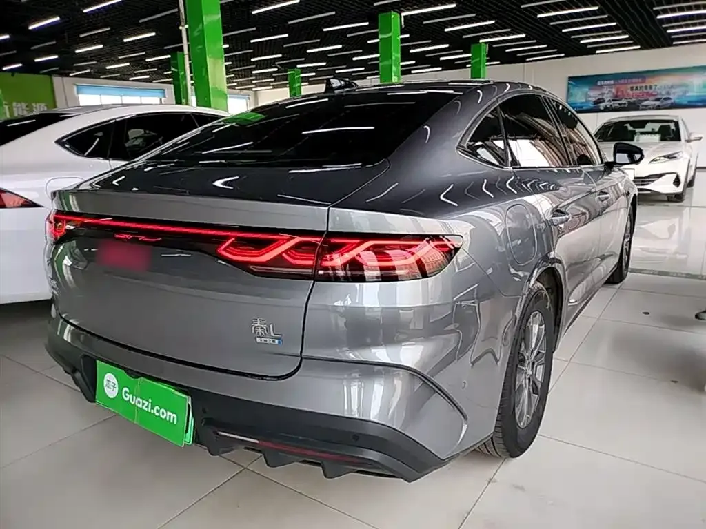 BYD Qin L — фото 10
