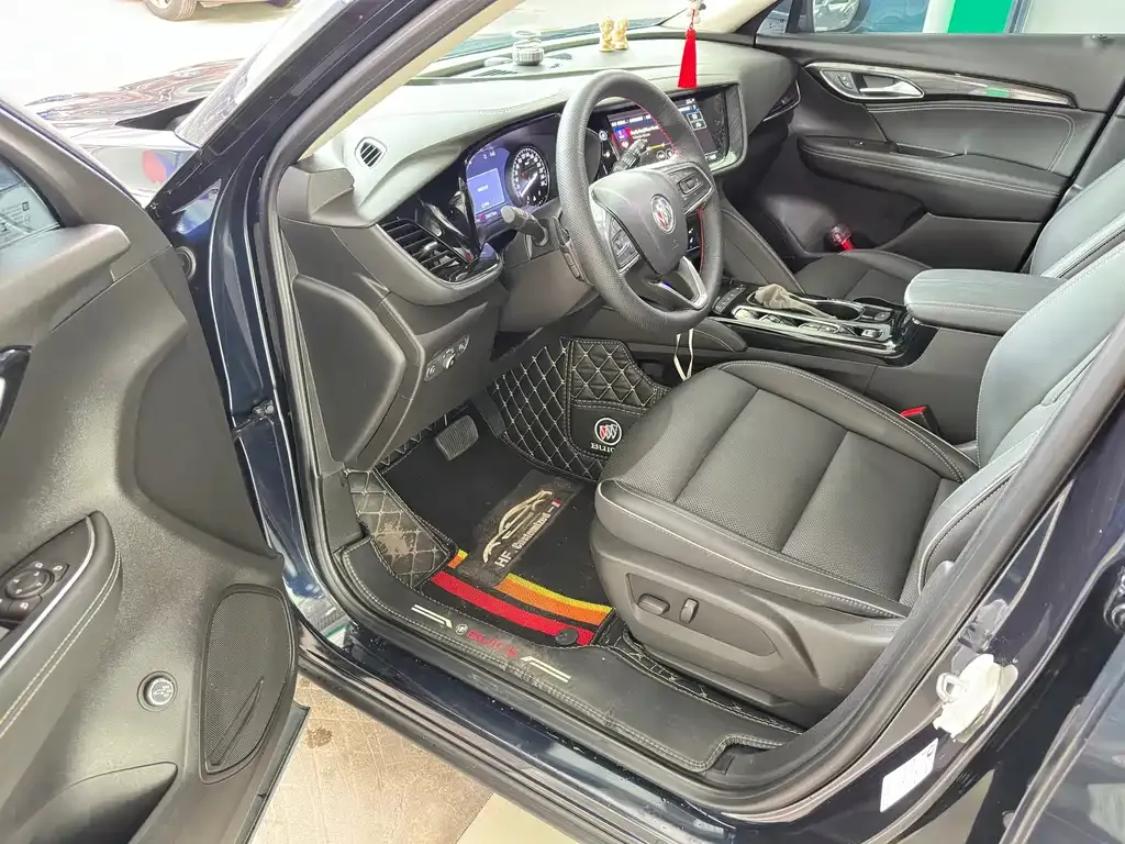 Buick Envision Plus — фото 9