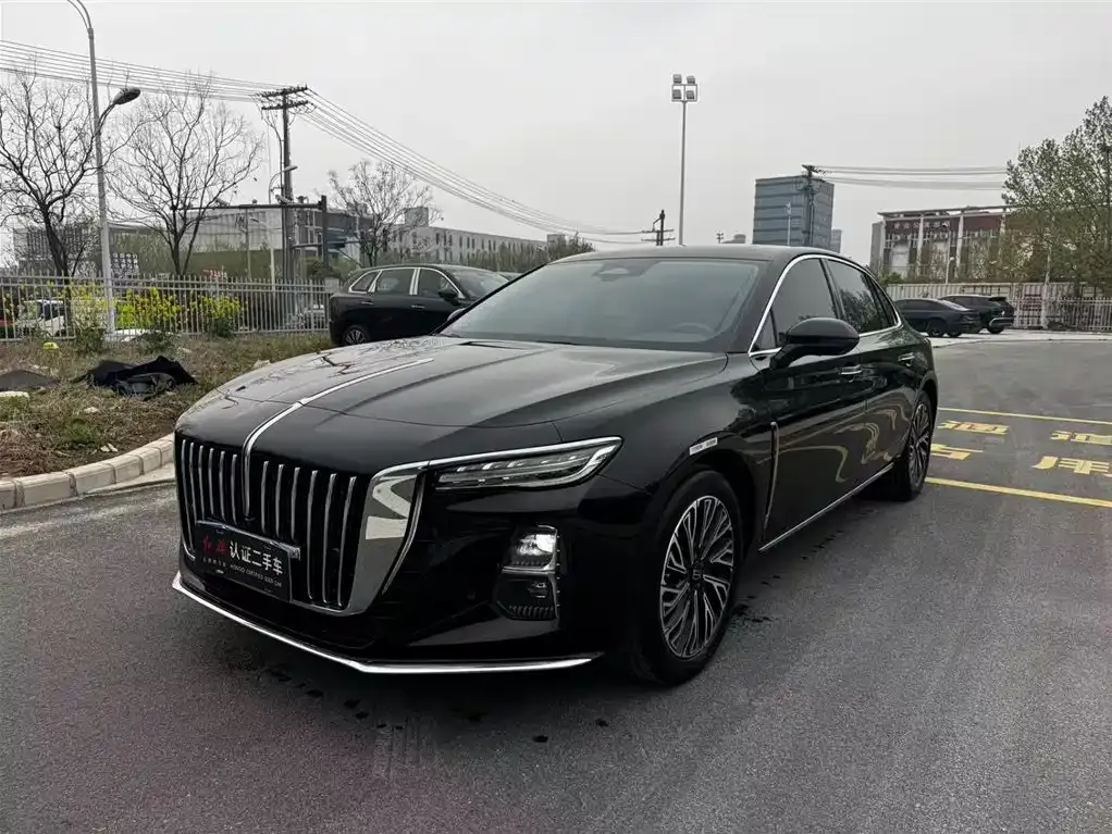 Hongqi H5 — фото 1
