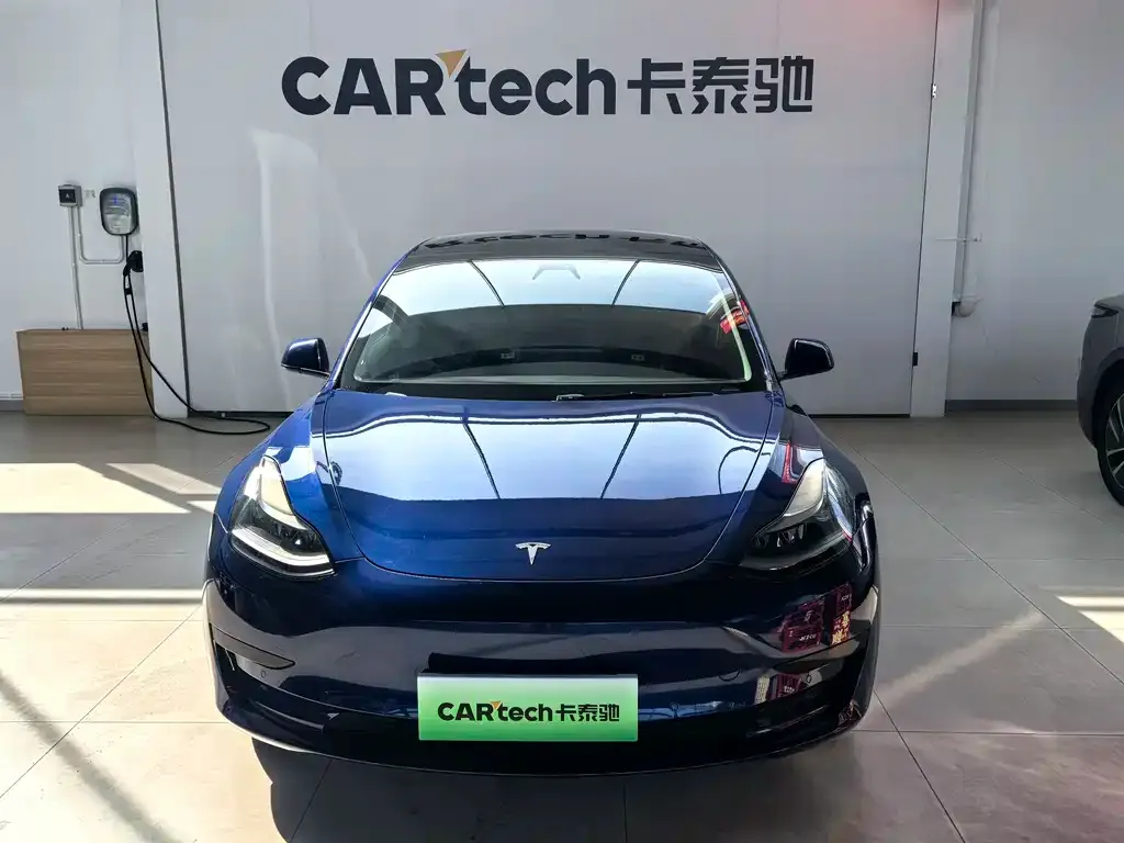 Tesla Model 3 — фото 2