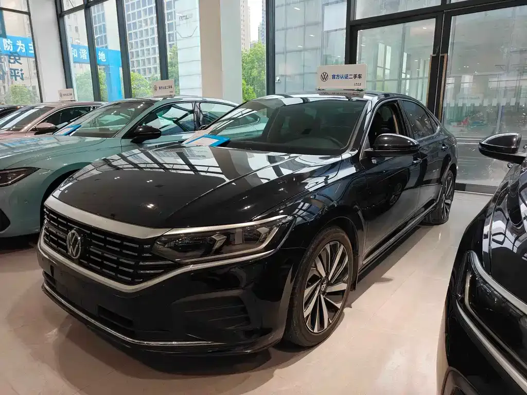 Volkswagen Passat — фото 7