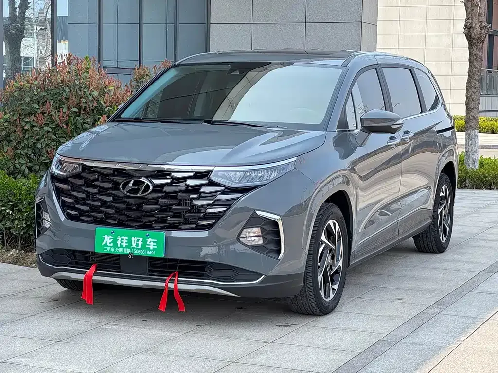 Hyundai Custo — фото 1