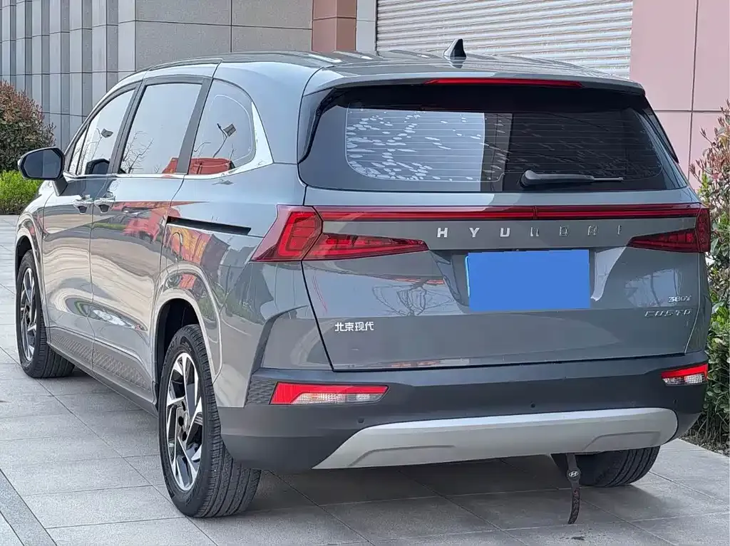 Hyundai Custo — фото 2